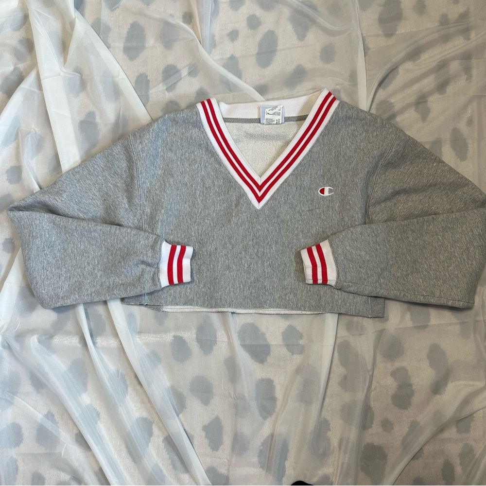 Grey Champion Cropped V Neck Sweaters Size S